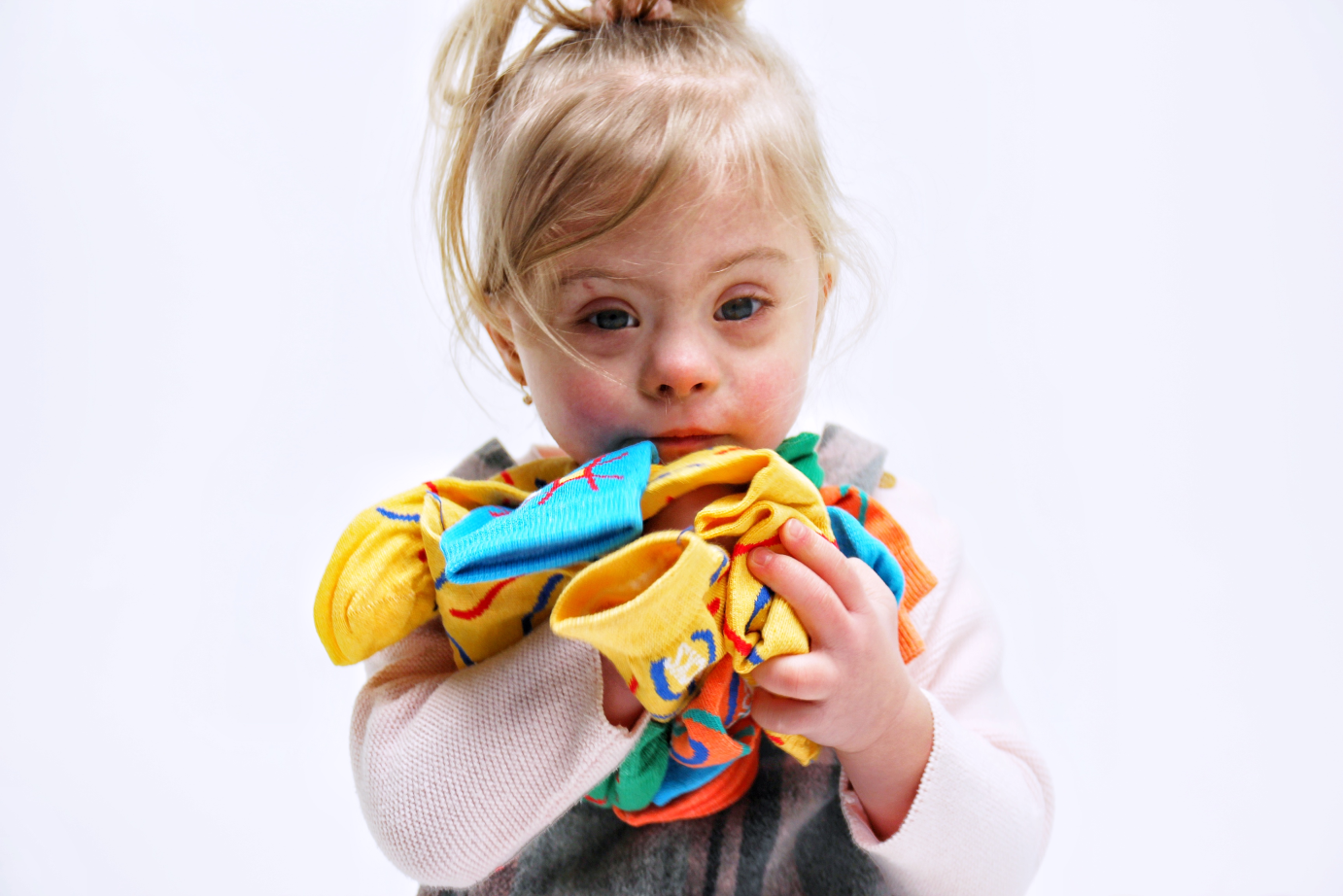 Helping_a_child_in_development